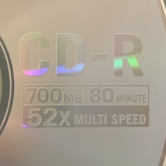 OfficeMax CD/DVD Envelopes & 9 Blank CDs - Picture 3 of 5